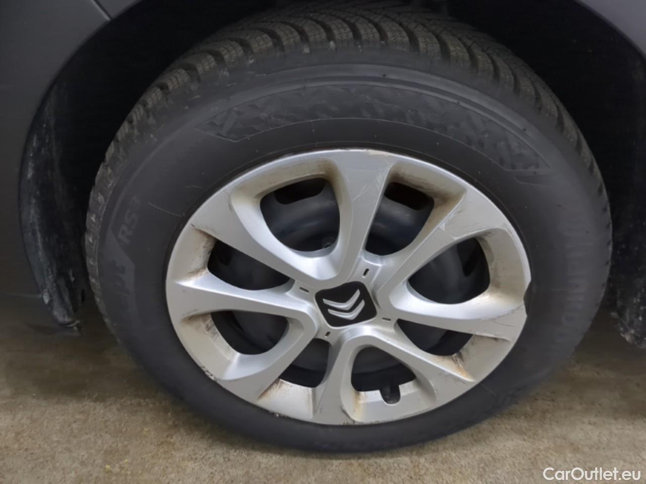  Citroen  C3  Société Feel Business R 1.5 BlueHDI 100CV BVM6 6E #1