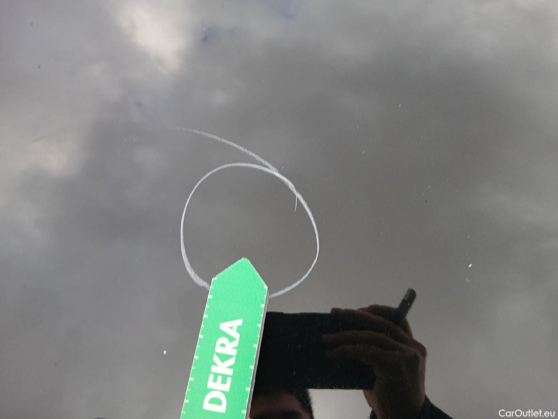  Land Rover  Discovery OPEL Insignia / 2020 / 5P / berlina con portón GS Business 1.5D DVH 130kW AT8 #30