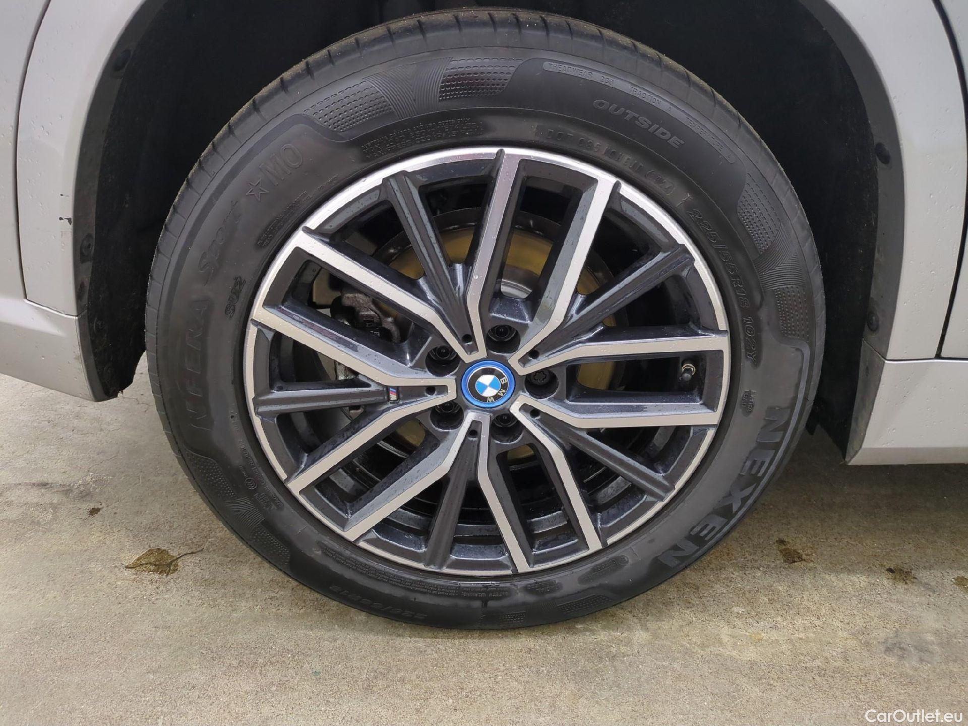  Bmw  X1 BMW  / 2022 / 5P / SUV xDrive25e M Sport DKG7 #3