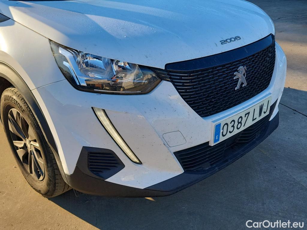  Peugeot  2008 PEUGEOT  / 2019 / 5P / todoterreno Active Pack Puretech 100 S&S BVM6 #29