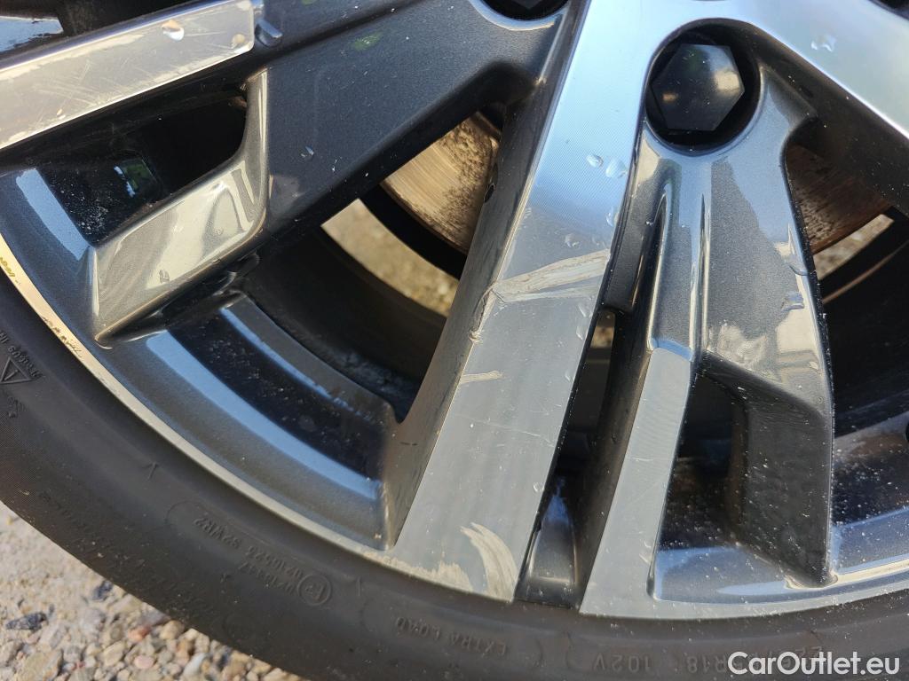  Peugeot  3008 PEUGEOT  / 2020 / 5P / todoterreno 1.5 BlueHDi 96kW (130CV) S&S Allure EAT8 #16