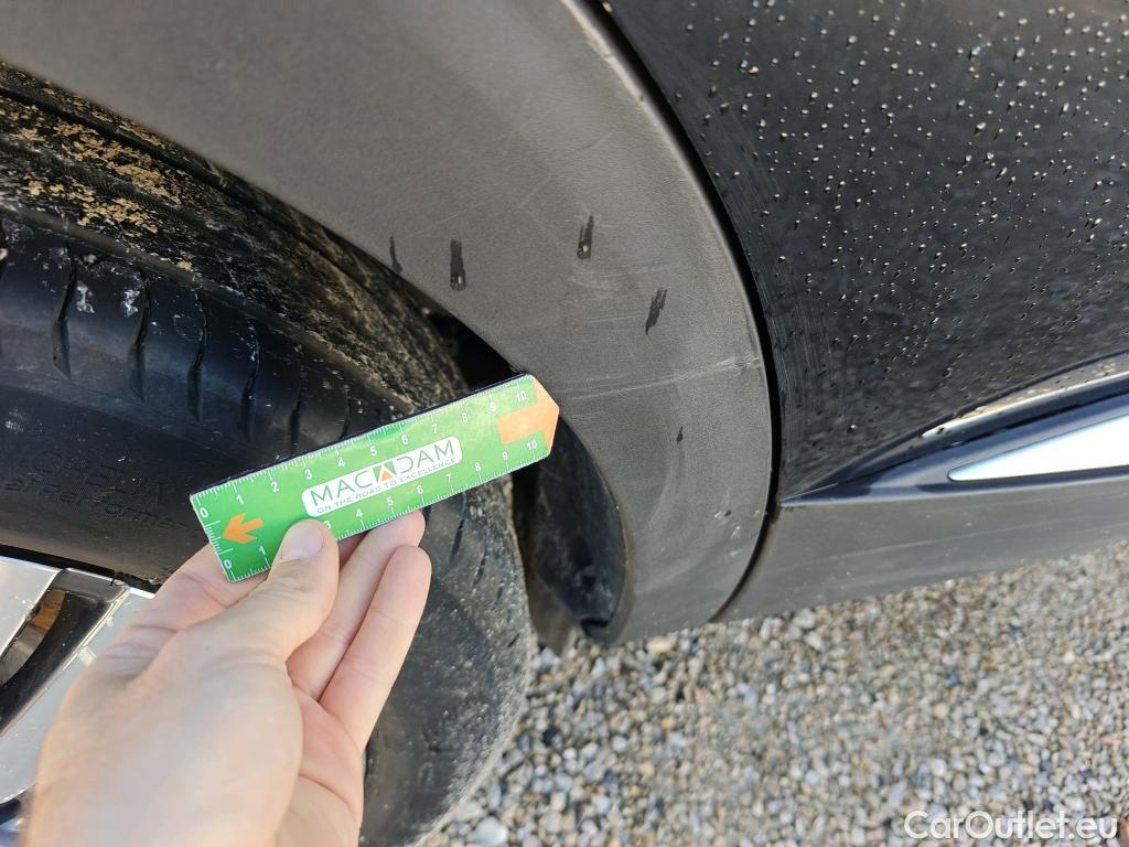  Peugeot  3008 PEUGEOT  / 2020 / 5P / todoterreno 1.5 BlueHDi 96kW (130CV) S&S Allure EAT8 #37