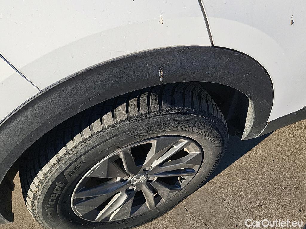  Peugeot  2008 PEUGEOT  / 2019 / 5P / todoterreno Active Pack Puretech 100 S&S BVM6 #33