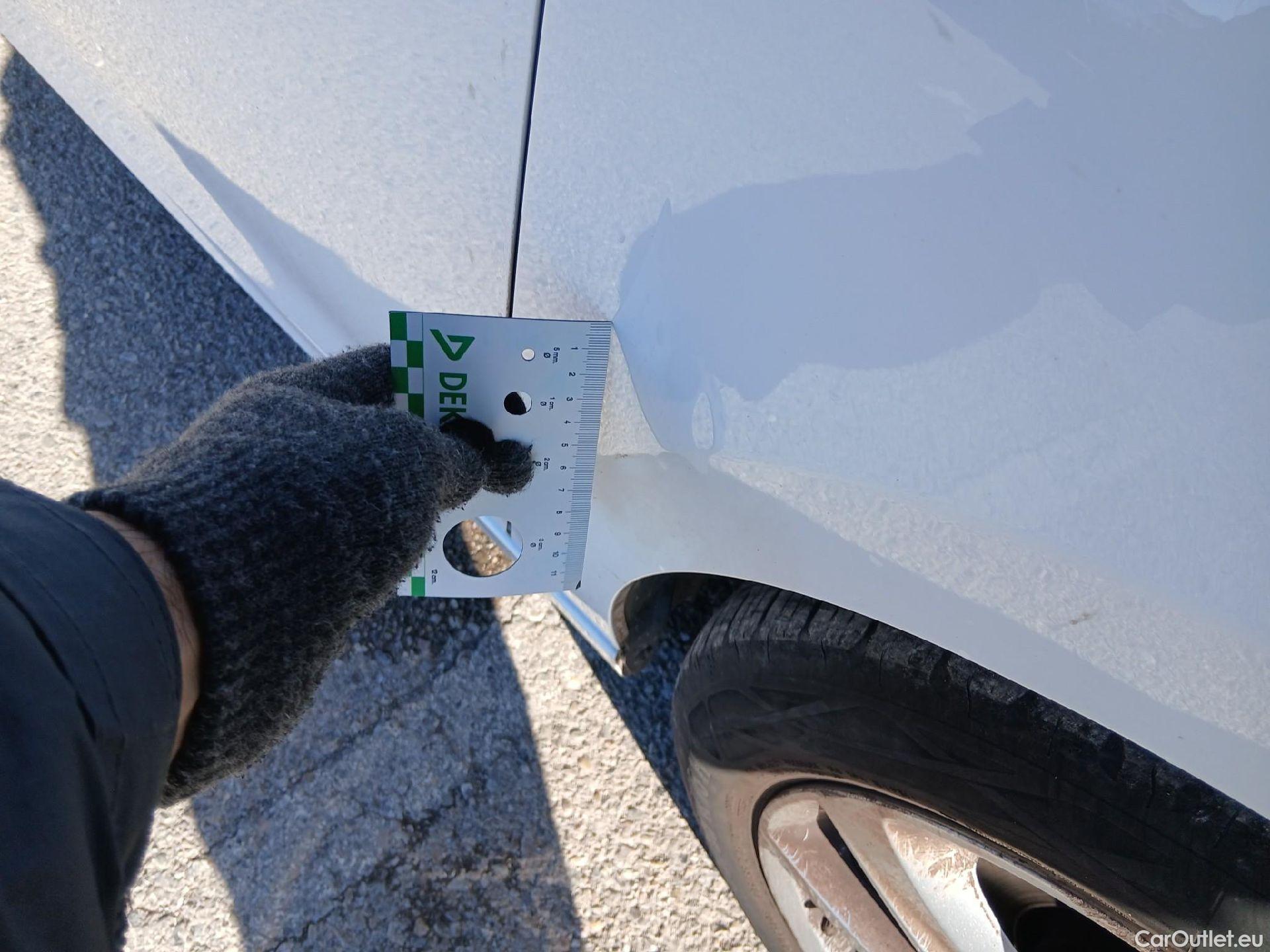  Opel  Corsa OPEL  1.2T XHL 74kW (100CV) Elegance #17