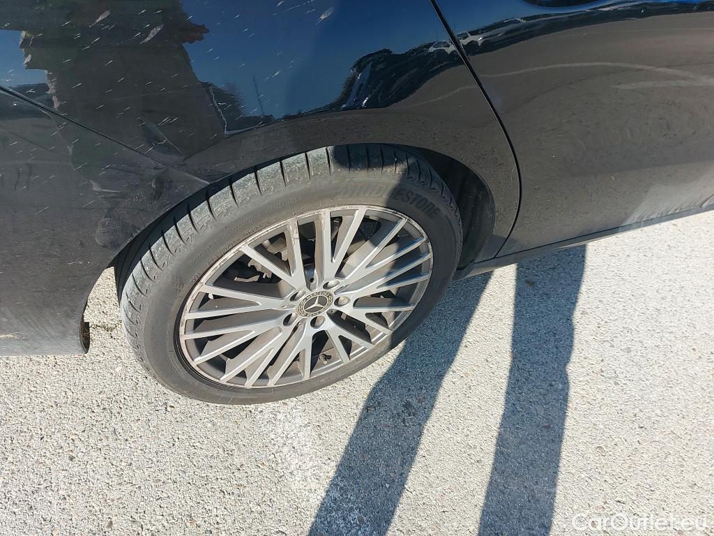  Mercedes  CLA-Klasse MERCEDES-BENZ CLA / 2019 / 4P / coupé CLA 220 D DCT #10