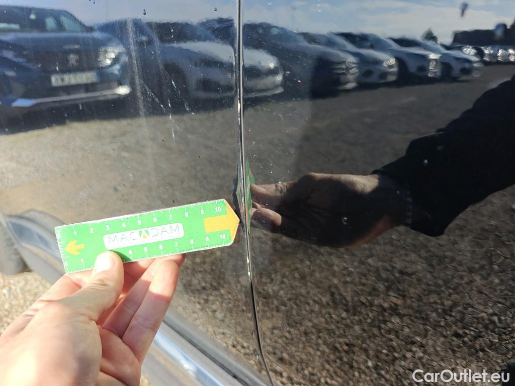  Peugeot  3008 PEUGEOT  / 2020 / 5P / todoterreno 1.5 BlueHDi 96kW (130CV) S&S Allure EAT8 #23