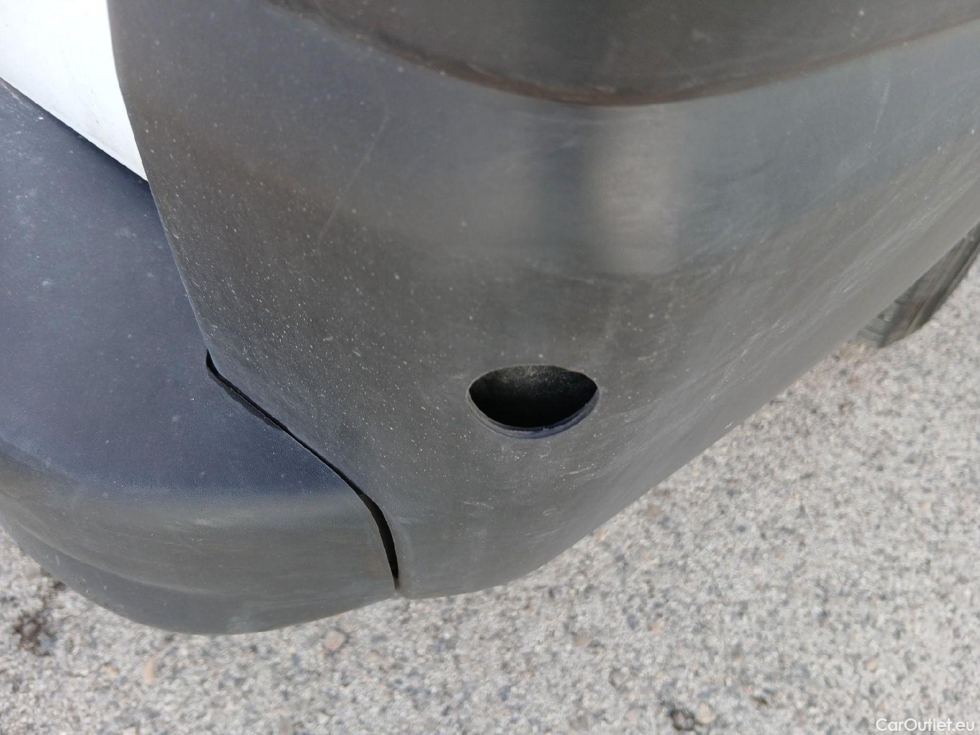  Renault  Trafic RENAULT  / 2021 / 4P / furgón Furgón L1H1 Blue dCi 96 Kw (130 CV) (AC2) #37