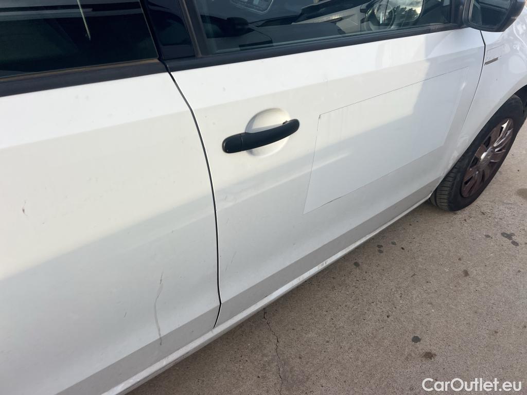  Volkswagen  Up VOLKSWAGEN e-! / 2016 / 5P / berlina con portón 61kW (83CV) #10