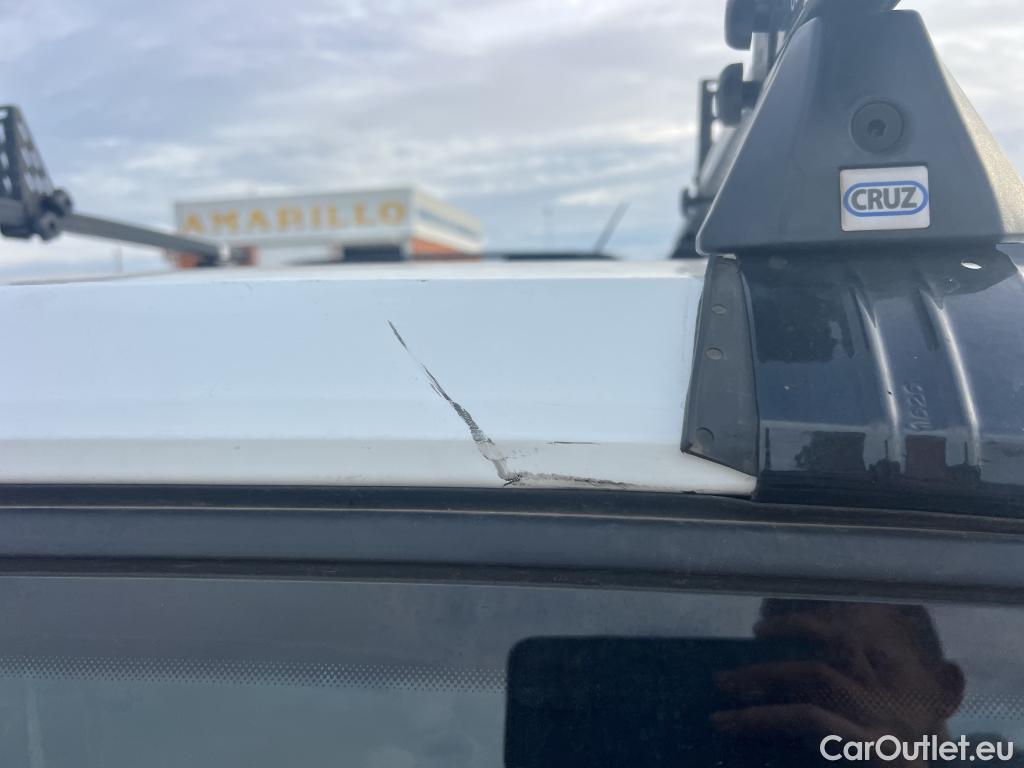  Volkswagen  Up VOLKSWAGEN e-! / 2016 / 5P / berlina con portón 61kW (83CV) #7