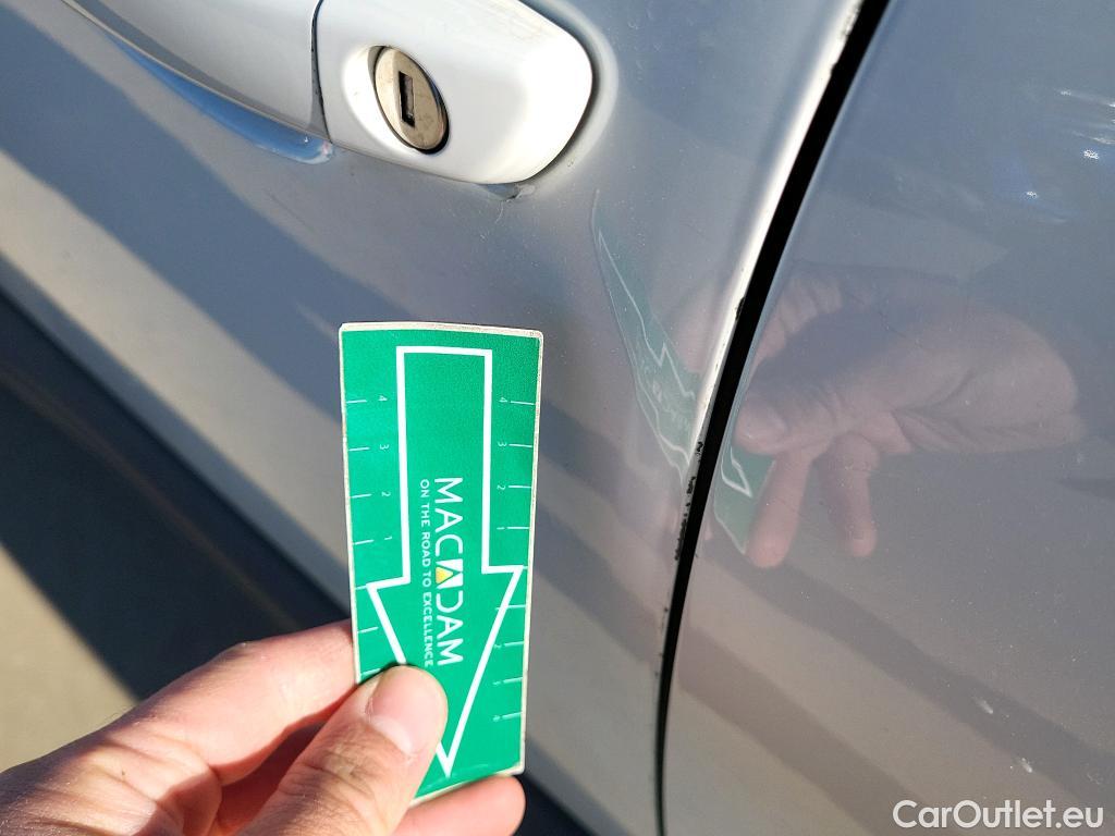  Peugeot  3008 PEUGEOT  / 2016 / 5P / todoterreno 1.5 BlueHDi 96kW (130CV) S&S Active (AC) #2