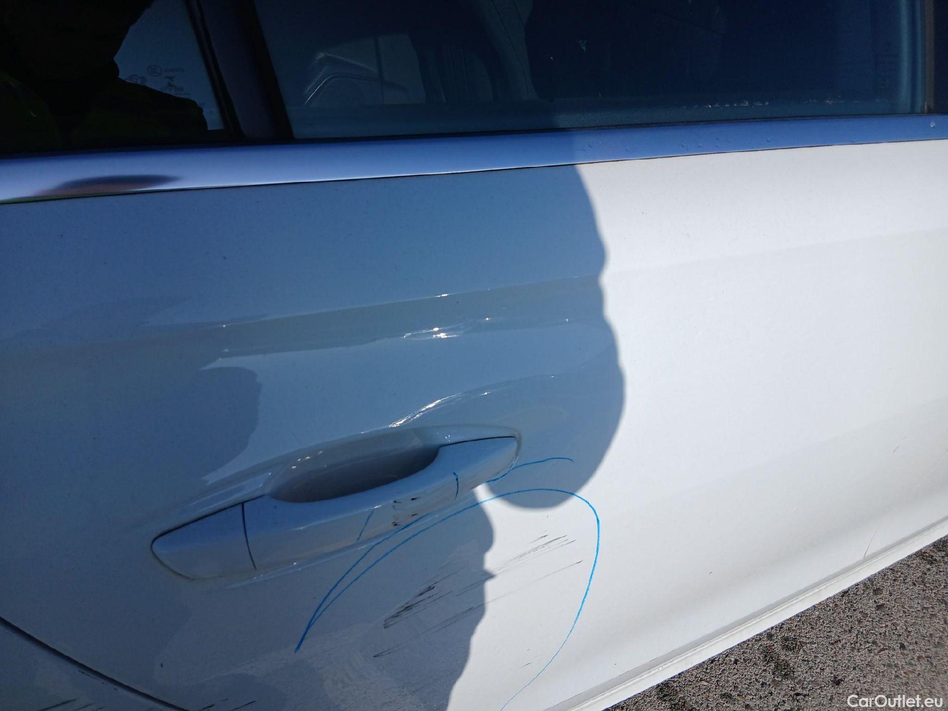  Peugeot  508 PEUGEOT  / 2018 / 5P / berlina con portón 5P Business Line BlueHDi 96kW S&S 6vel #39