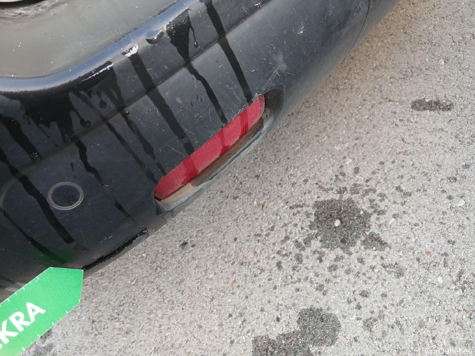  Opel  Vivaro OPEL  / 2019 / 4P / furgón 1.5 Diésel 88kW (120CV) M Std Select #36