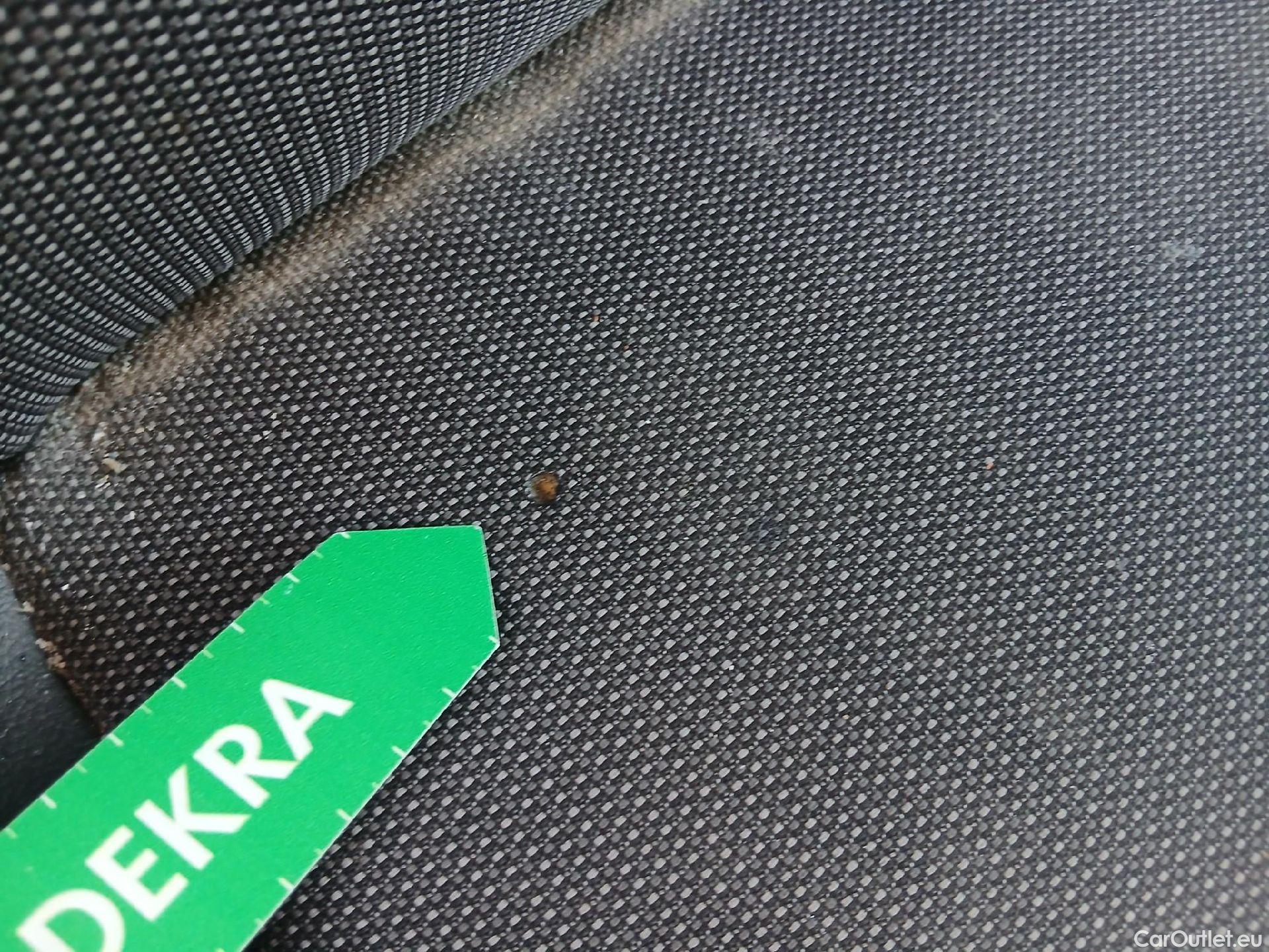  Opel  Vivaro OPEL  / 2019 / 4P / furgón 1.5 Diésel 88kW (120CV) M Std Select #54