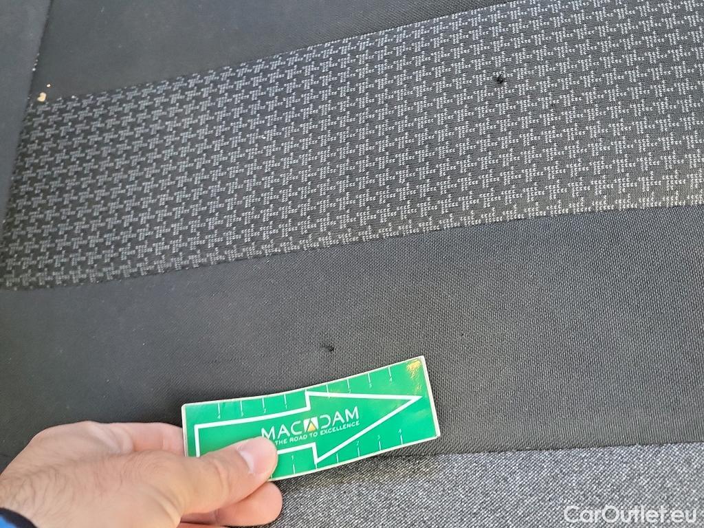  Peugeot  3008 PEUGEOT  / 2016 / 5P / todoterreno 1.5 BlueHDi 96kW (130CV) S&S Active (AC) #4