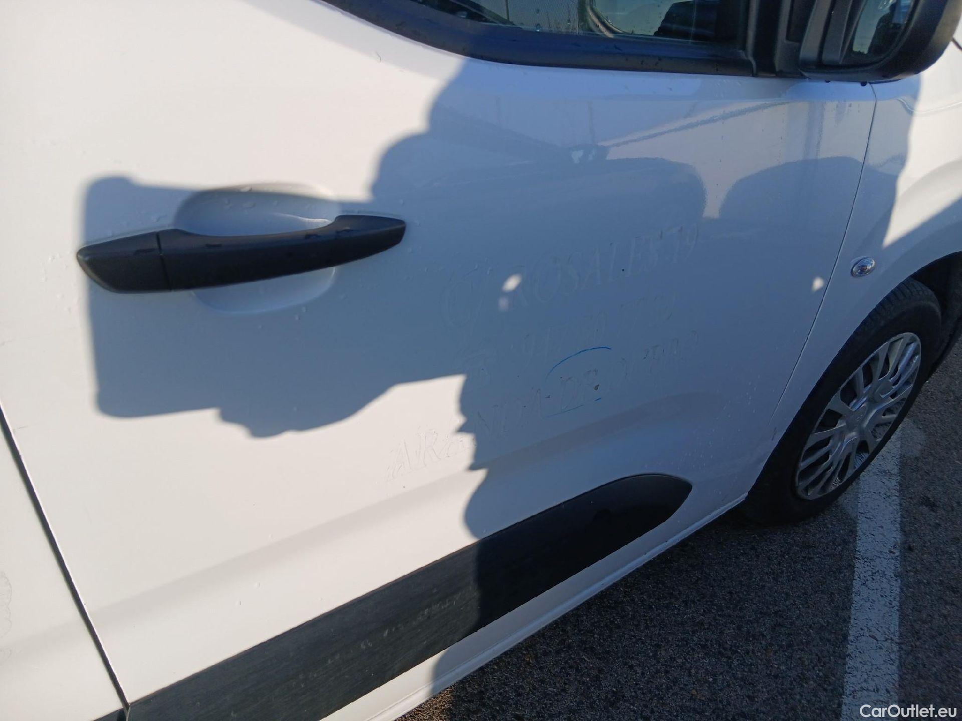  Toyota  Proace TOYOTA  City / 2020 / 4P / combi 1.5D 75kW (100CV) GX L1 (CX) #36