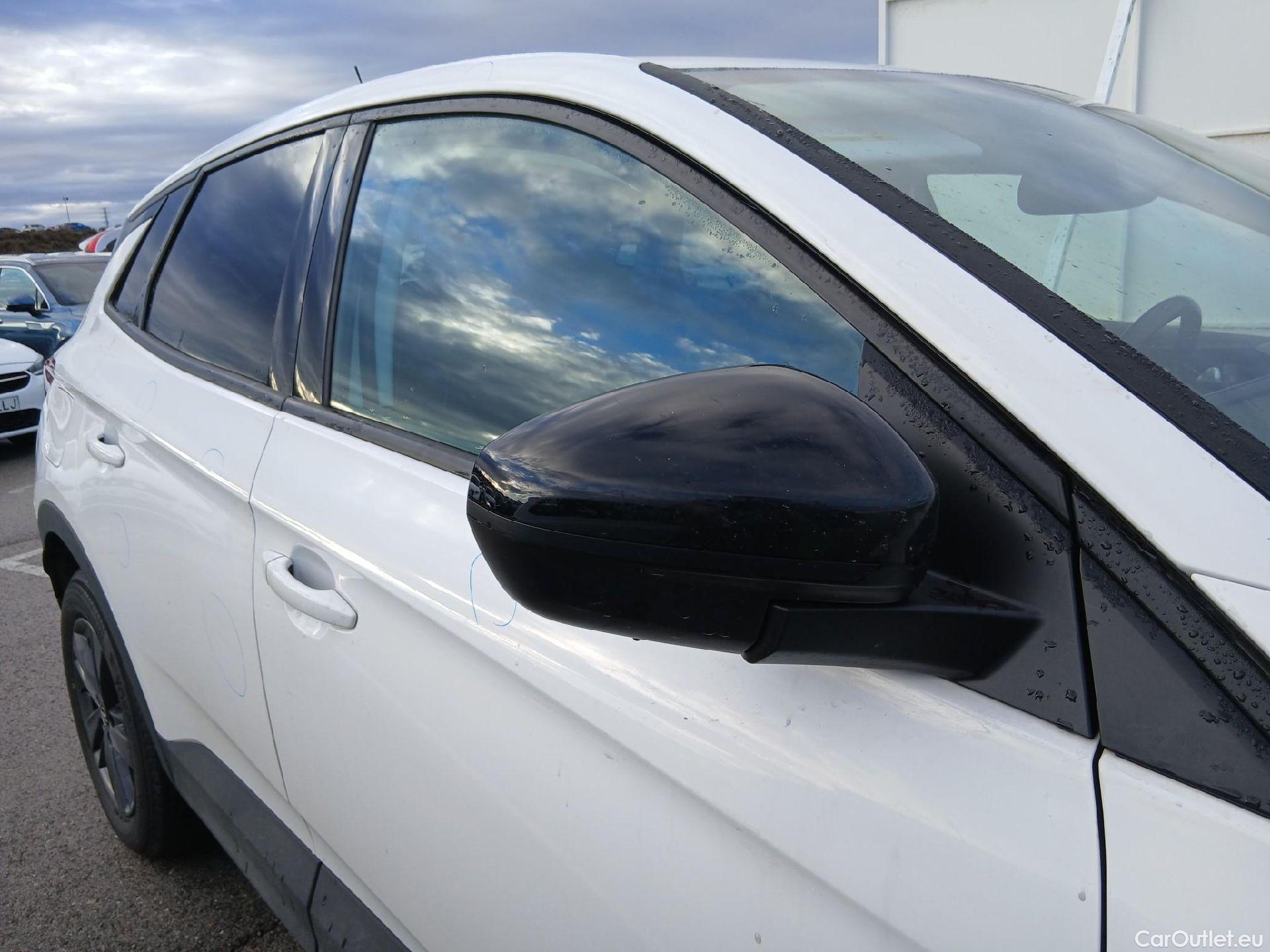  Opel   Grandland X OPEL Grandland / 2021 / 5P / todoterreno 1.5 CDTi Business Edition Auto #56