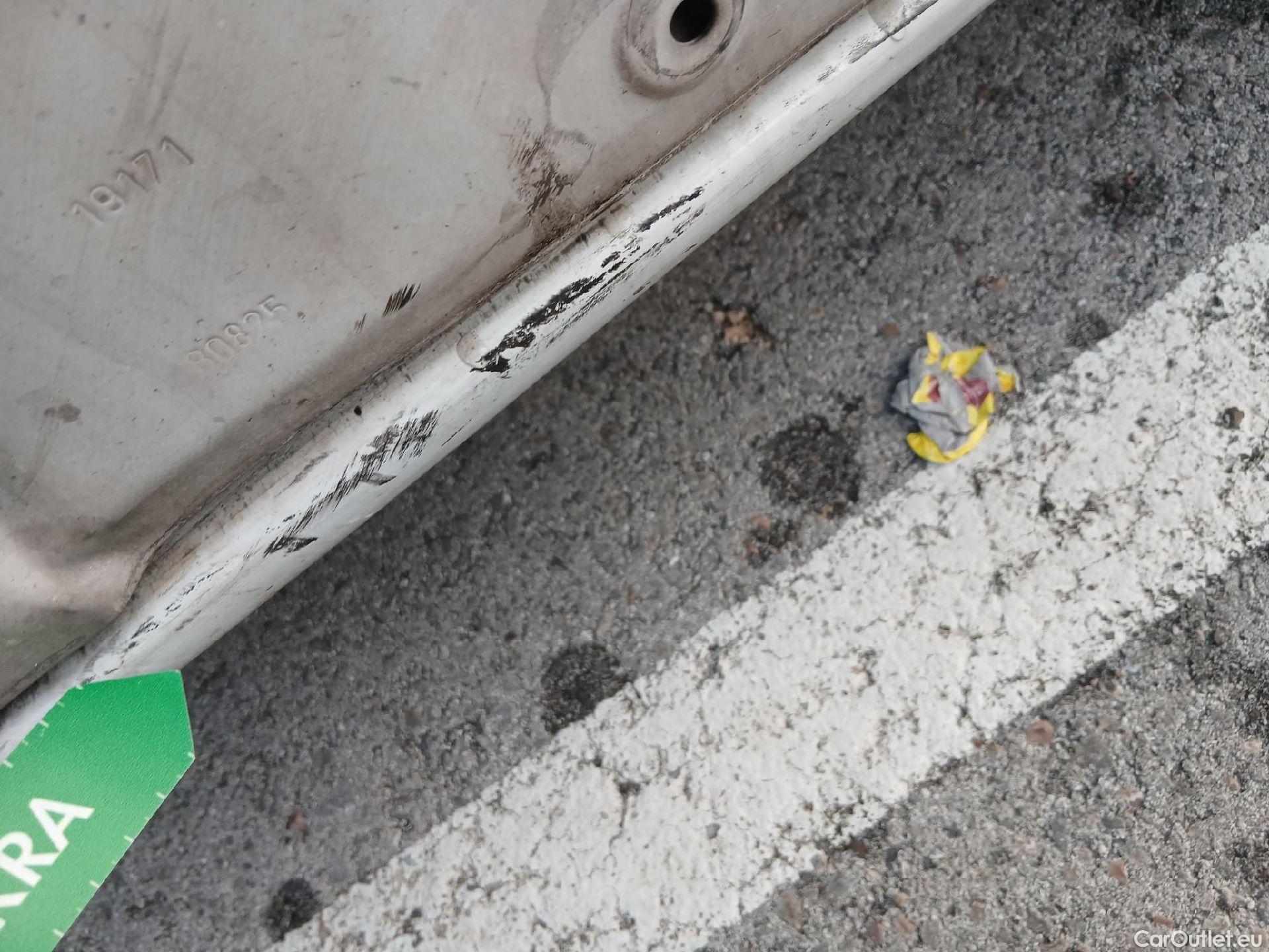  Opel  Vivaro OPEL  / 2019 / 4P / furgón 1.5 Diésel 88kW (120CV) M Std Select #32