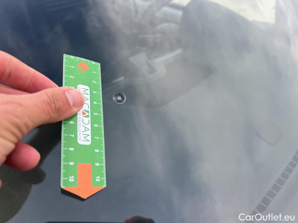  Volkswagen  Up VOLKSWAGEN e-! / 2016 / 5P / berlina con portón 61kW (83CV) #2