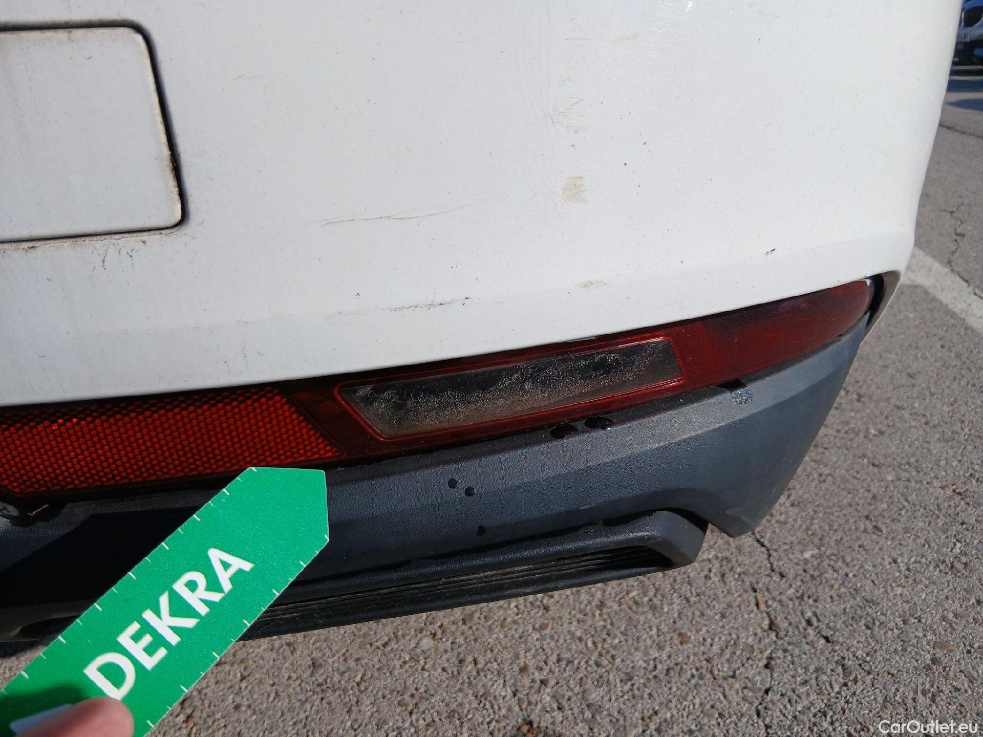  Peugeot  508 PEUGEOT  / 2018 / 5P / berlina con portón 5P Business Line BlueHDi 96kW S&S 6vel #33