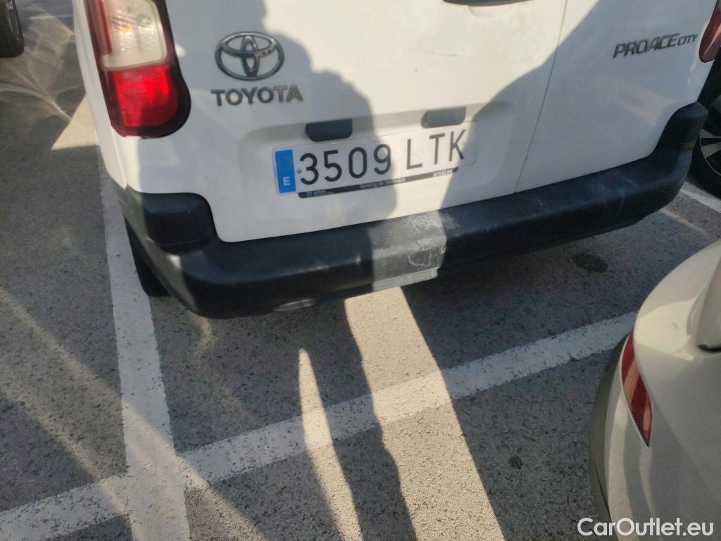  Toyota  Proace TOYOTA  City / 2020 / 4P / combi 1.5D 75kW (100CV) GX L1 #9