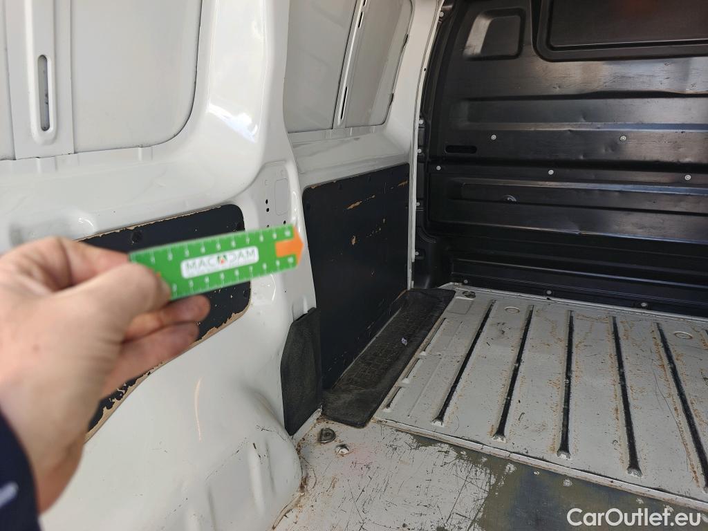  Peugeot  Expert PEUGEOT  / 2016 / 4P / furgón Furgón Pro 2.0 BlueHDi 120 S&S Standard (CX) #58