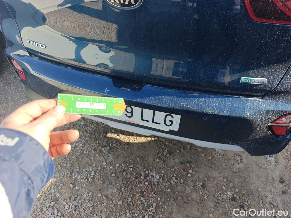  KIA  Niro KIA  / 2019 / 5P / crossover 1.6 GDi HEV 104kW (141CV) Drive #31