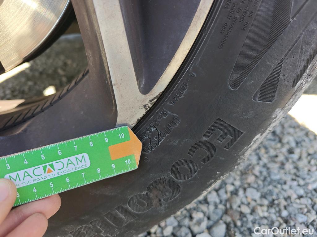  KIA  Sportage KIA  1.6MHEV Drive 100kW(136CV) 4x2(Crist Tintados) #16