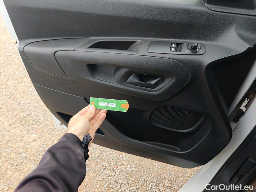  Opel  Combo OPEL  Life / 2018 / 5P / combi 1.5 TD 75kW (100CV) S/S Edition L (IND) #66