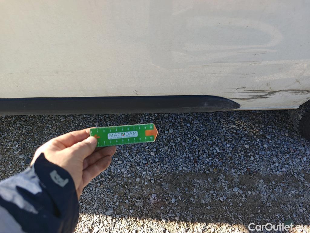  Peugeot  Expert PEUGEOT  / 2016 / 4P / furgón Furgón Pro 2.0 BlueHDi 120 S&S Standard (CX) #72