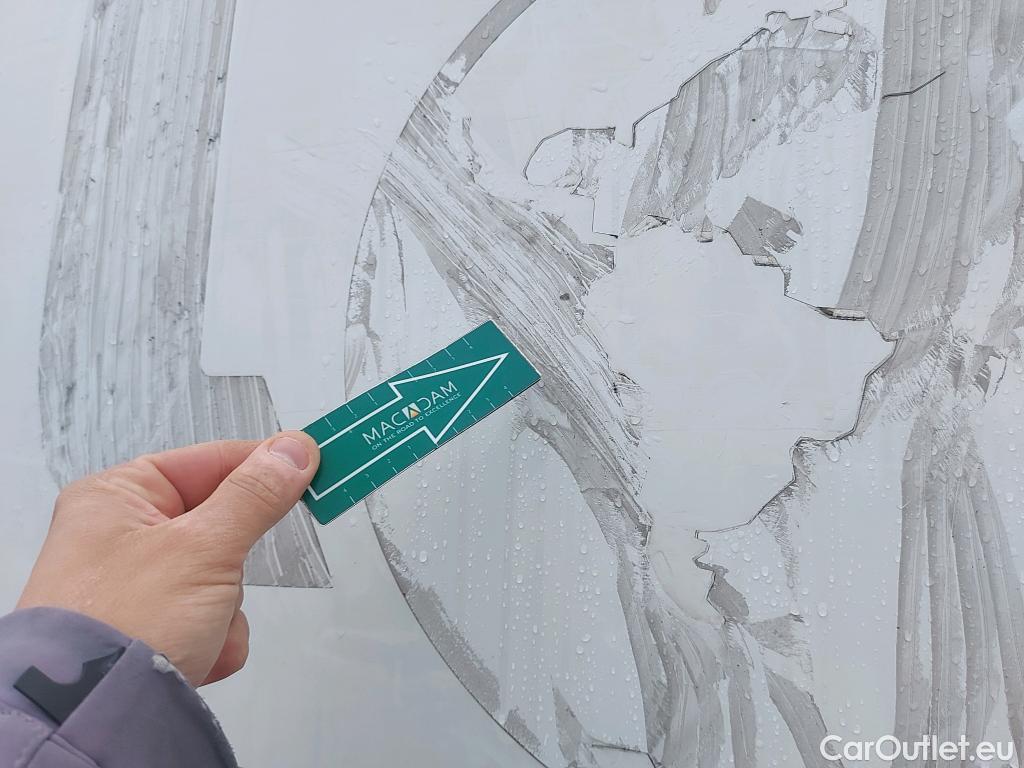  Renault  Master RENAULT TRUCKS UK  VU 4p 3G furgón Red Edition Van FWD 135CV L3H2 #35