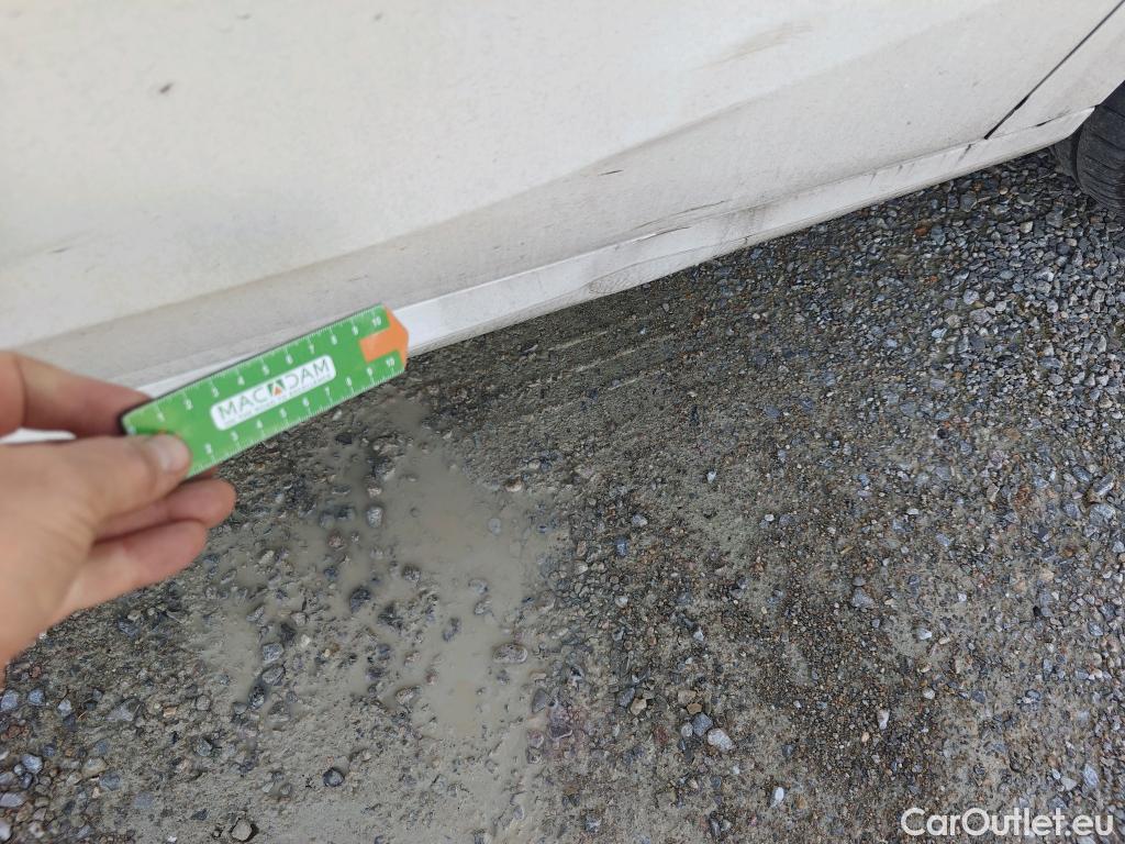  Skoda  Fabia SKODA  / 2021 / 5P / berlina con portón 1.0 TSI 70kW (95CV) Ambition (AC2) #5