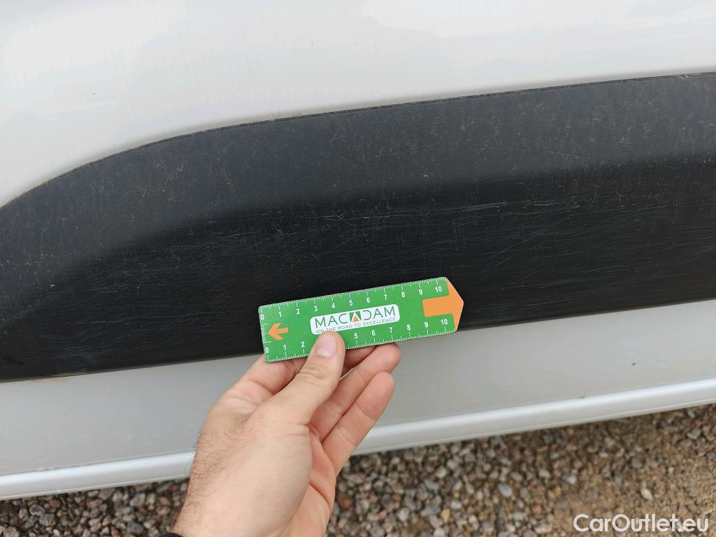  Opel  Combo OPEL  Life / 2018 / 5P / combi 1.5 TD 75kW (100CV) S/S Edition L (IND) #77