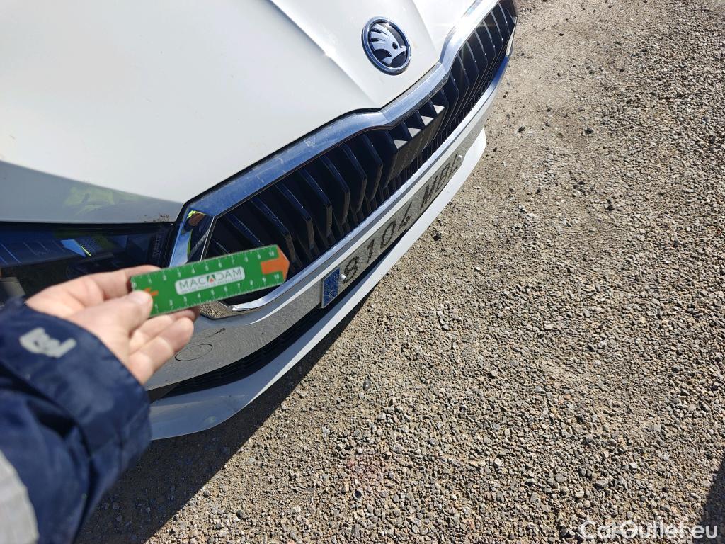  Skoda  Fabia SKODA  / 2021 / 5P / berlina con portón 1.0 TSI 70kW (95CV) Ambition (AC2) #28