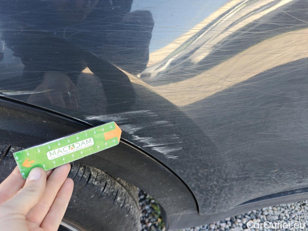  KIA  Sportage KIA  1.6MHEV Drive 100kW(136CV) 4x2(Crist Tintados) #29