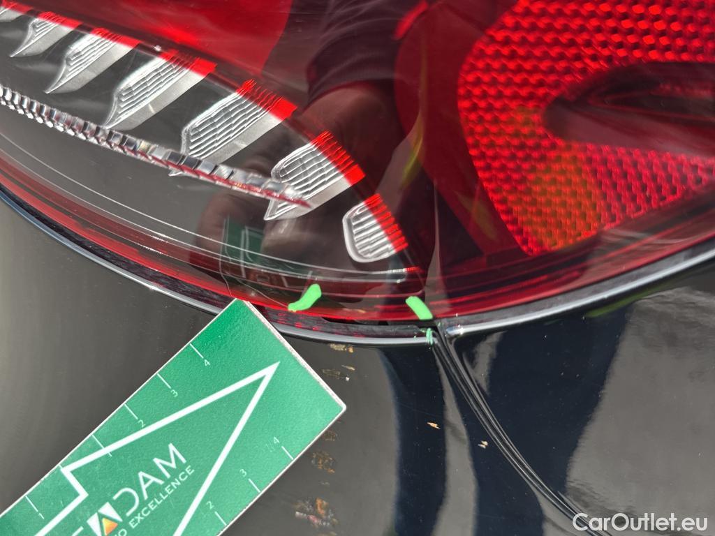  Mercedes  GLA MERCEDES-BENZ  / 2020 / 5P / todoterreno  250 e #29