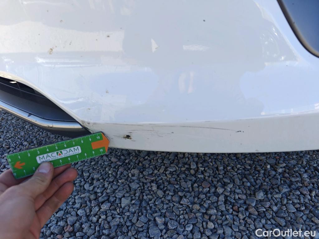  Hyundai   Ioniq HYUNDAI / 2019 / 5P / berlina con portón 1.6 GDI HEV Tecno DCT #28