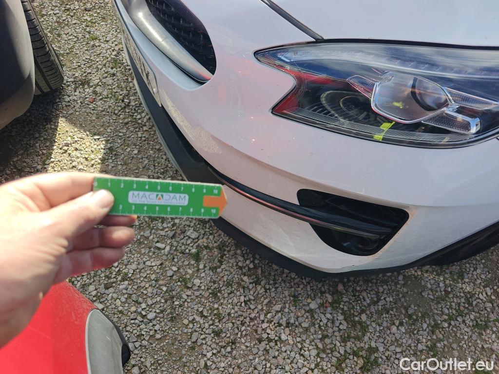  KIA  XCeed KIA  / 2019 / 5P / todoterreno 1.0 T-GDi Drive 88kW (120CV) #32