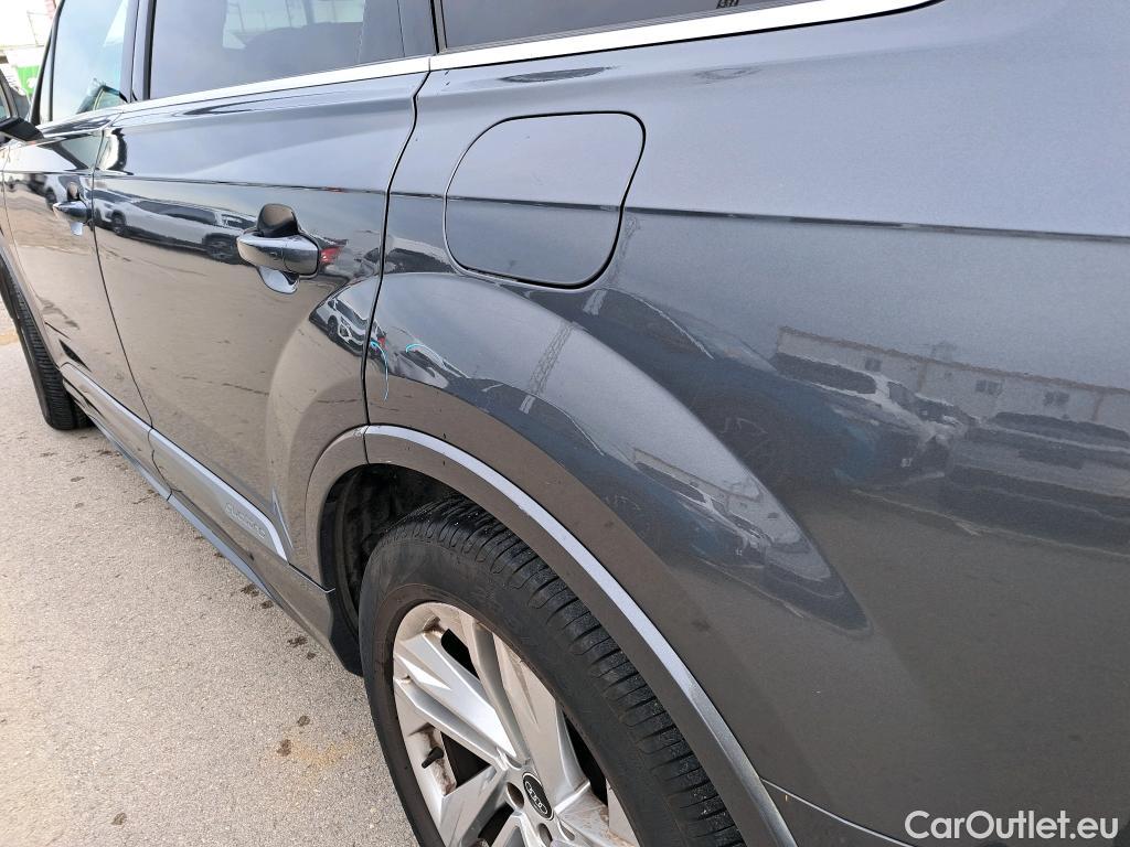  Audi  Q7 AUDI  / 2019 / 5P / todoterreno S line 55 TFSIe 280kW(381CV) quattro tip #12