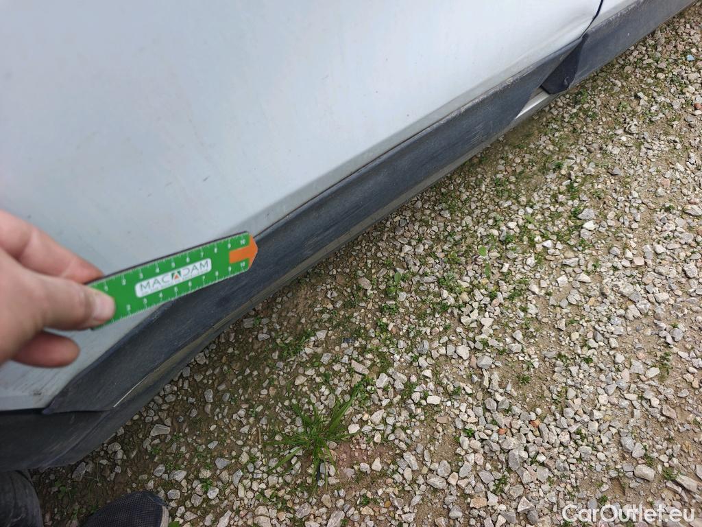  KIA  XCeed KIA  / 2019 / 5P / todoterreno 1.0 T-GDi Drive 88kW (120CV) #38