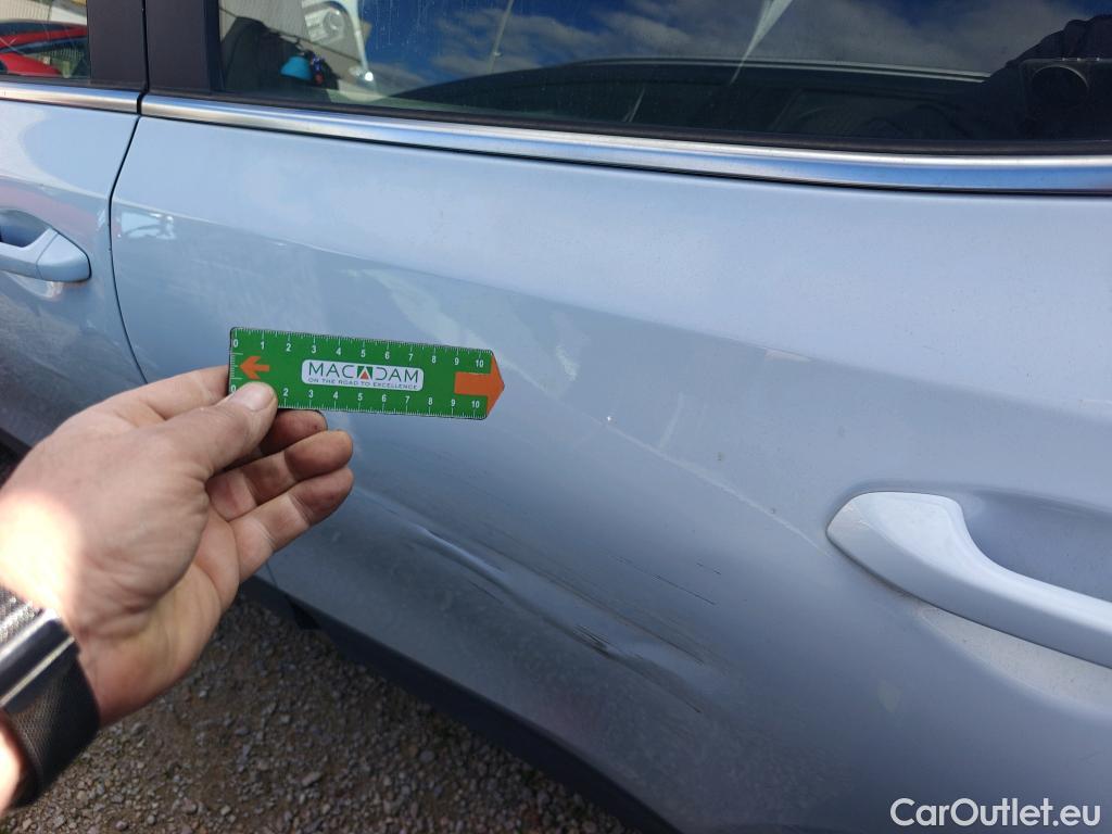  KIA  XCeed KIA  / 2019 / 5P / todoterreno 1.0 T-GDi Drive 88kW (120CV) #10