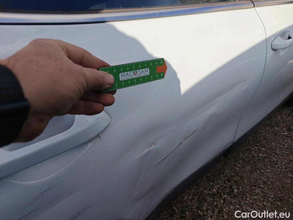  KIA  XCeed KIA  / 2019 / 5P / todoterreno 1.0 T-GDi Drive 88kW (120CV) #13