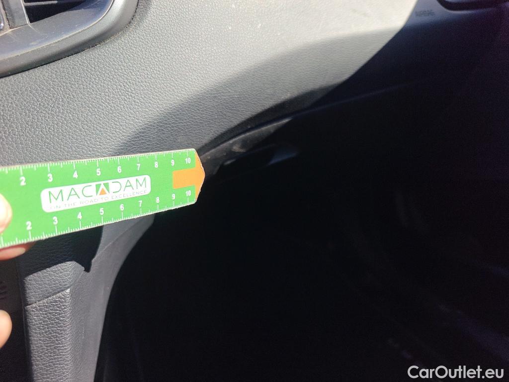  KIA  XCeed KIA  / 2019 / 5P / todoterreno 1.0 T-GDi Drive 88kW (120CV) #25