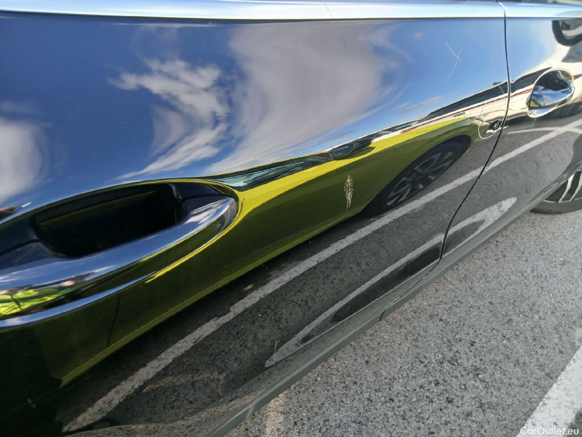  Mercedes  GLA MERCEDES-BENZ  / 2020 / 5P / todoterreno  250 e #27