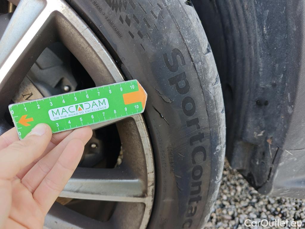  Mercedes  G-Klasee MERCEDES-BENZ GLC Coupé / 2019 / 5P / coupé GLC 220 d 4MATIC #4