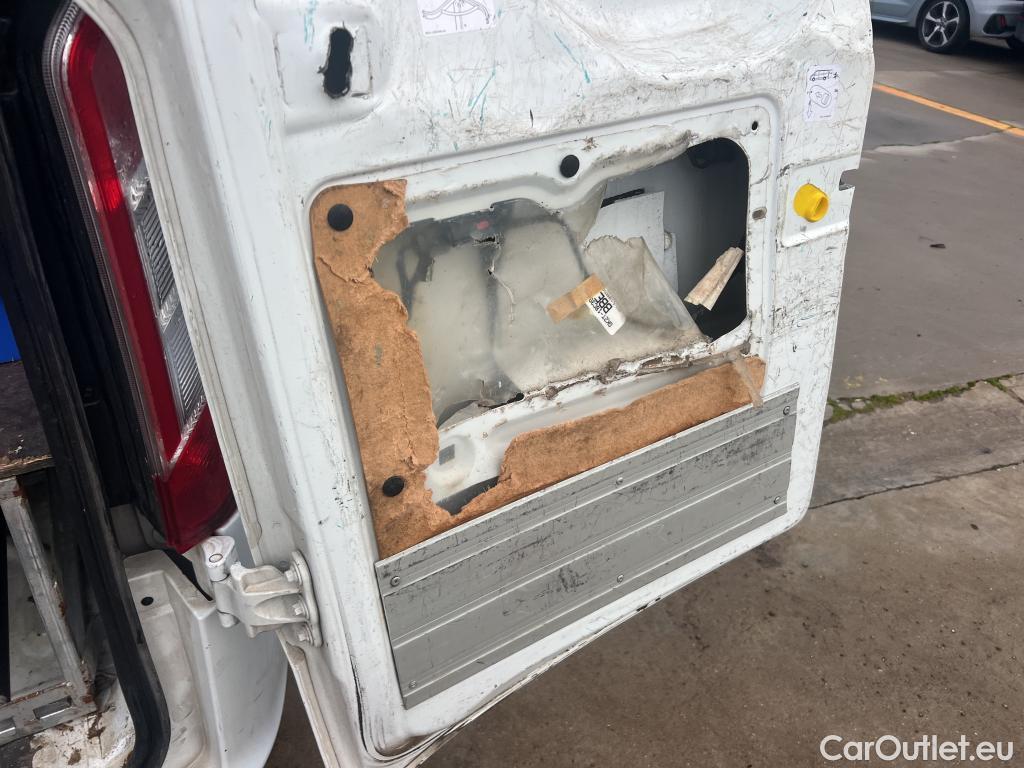  Ford  Transit  Custom Furgón 320 L1 Trend 2.0 TDCi 105CV MT6 E6 #46