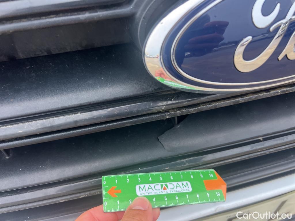  Ford  Transit  Custom Furgón 320 L1 Trend 2.0 TDCi 105CV MT6 E6 #4