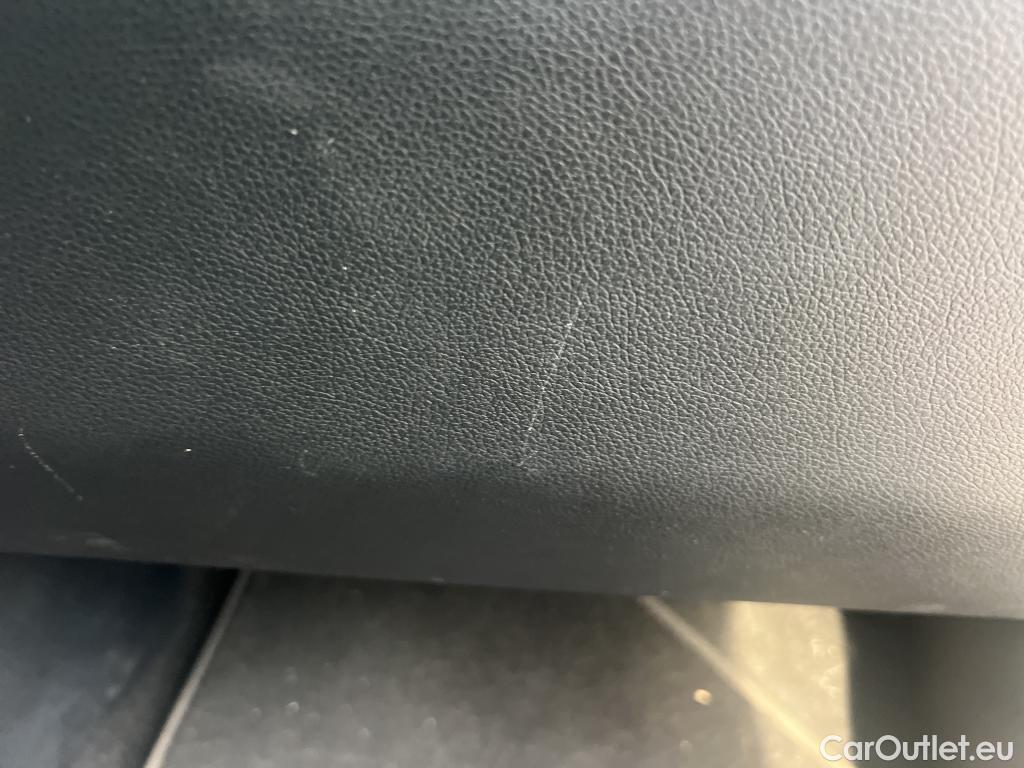  KIA  Sportage KIA  / 2018 / 5P / todoterreno 1.6 T-GDi GT Line Essential 130kW 4x2 #17