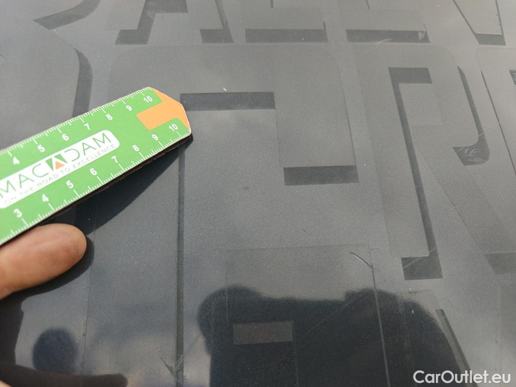  KIA  Sportage KIA  1.6MHEV Drive 100kW(136CV) 4x2(Crist Tintados)(CX) #28