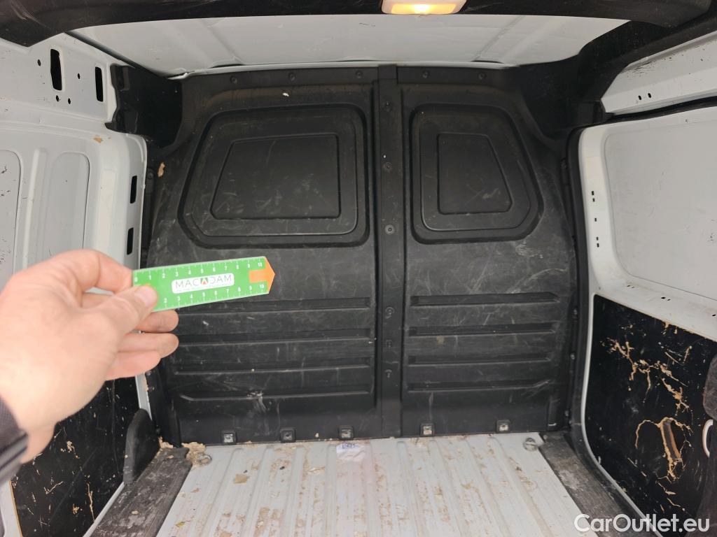  Mercedes  Citan MERCEDES-BENZ  / 2021 / 4P / furgón derivado de turismo 110 CDI 70kW Furgón Base Largo #52