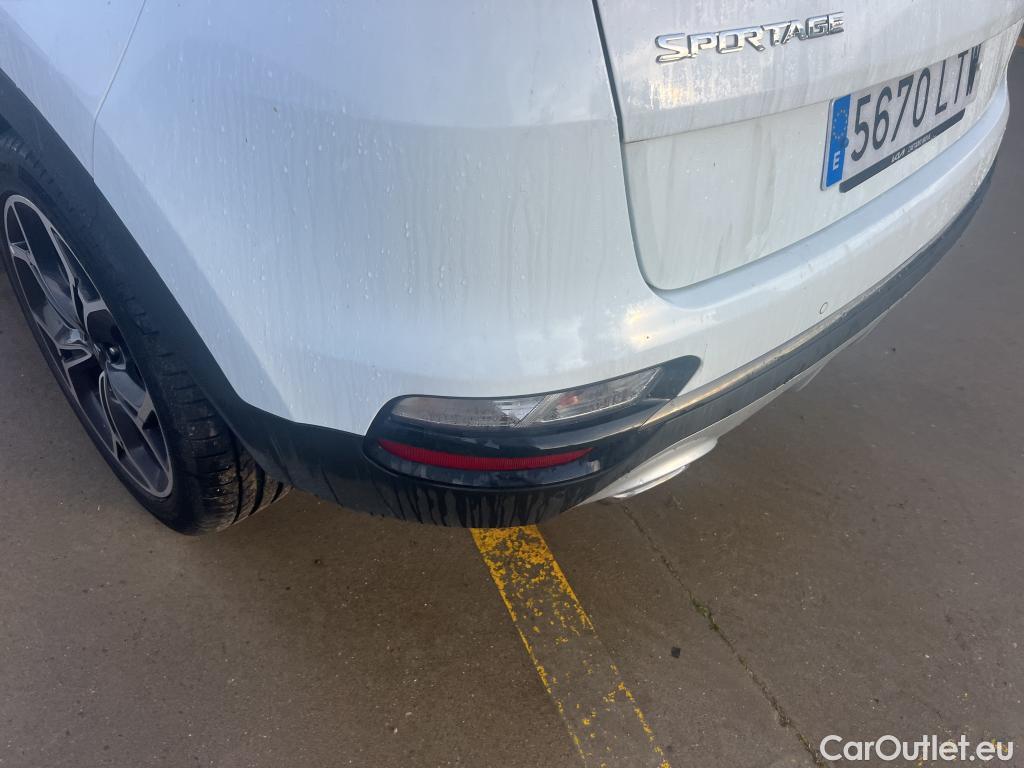  KIA  Sportage KIA  / 2018 / 5P / todoterreno 1.6 T-GDi GT Line Essential 130kW 4x2 #23